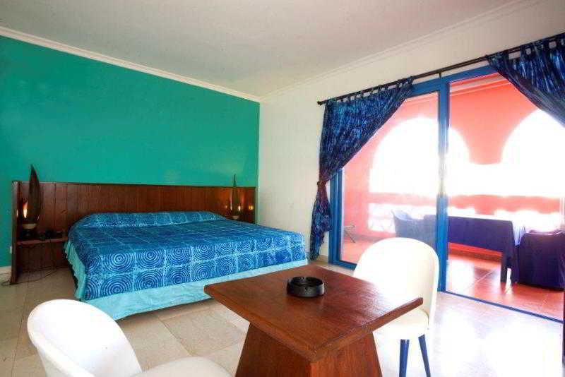 Hotel La Madrague Dakar Eksteriør billede